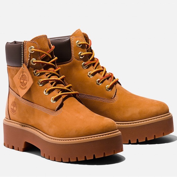 Timberland Shoes - Brand new Timberland waterproof platform women’s boots 8.5 (with original box )!